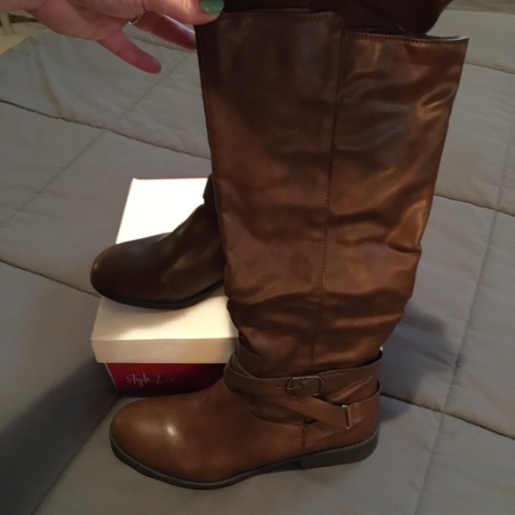 Chocolate Riding Boots - Picture 2 of 3